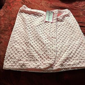 Pink Textured bath wrap.